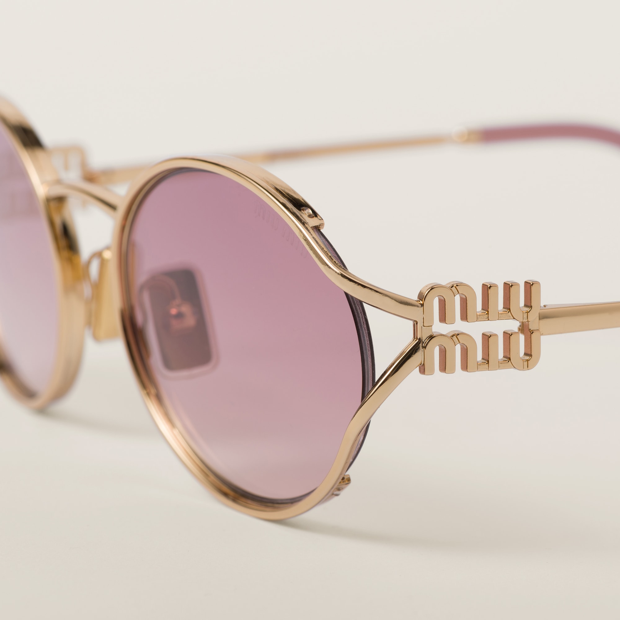 Miu Miu Logo sunglasses - Image 5